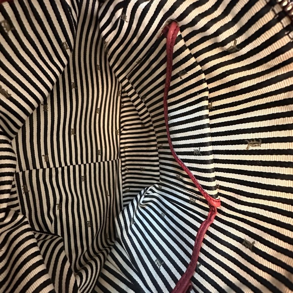 L.A.M.B. Red leather boston/bowler style bag - Picture 12 of 13